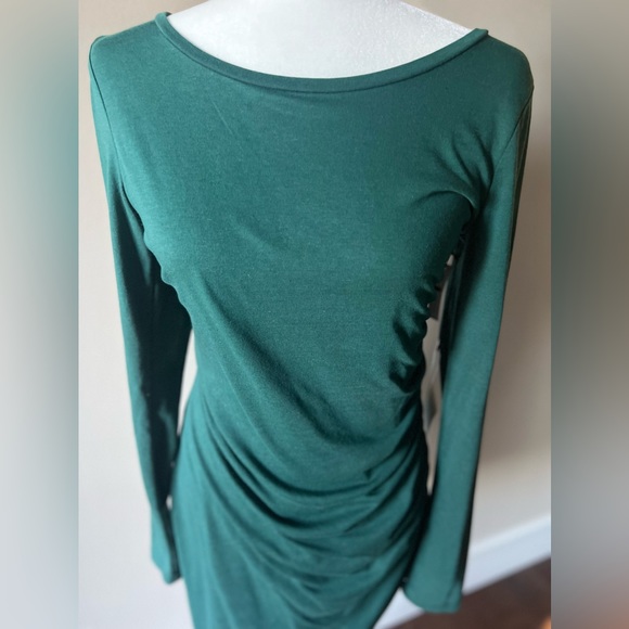 NWT - LEITH RUCHED Body Con Dress- Green- size Medium - Picture 2 of 10